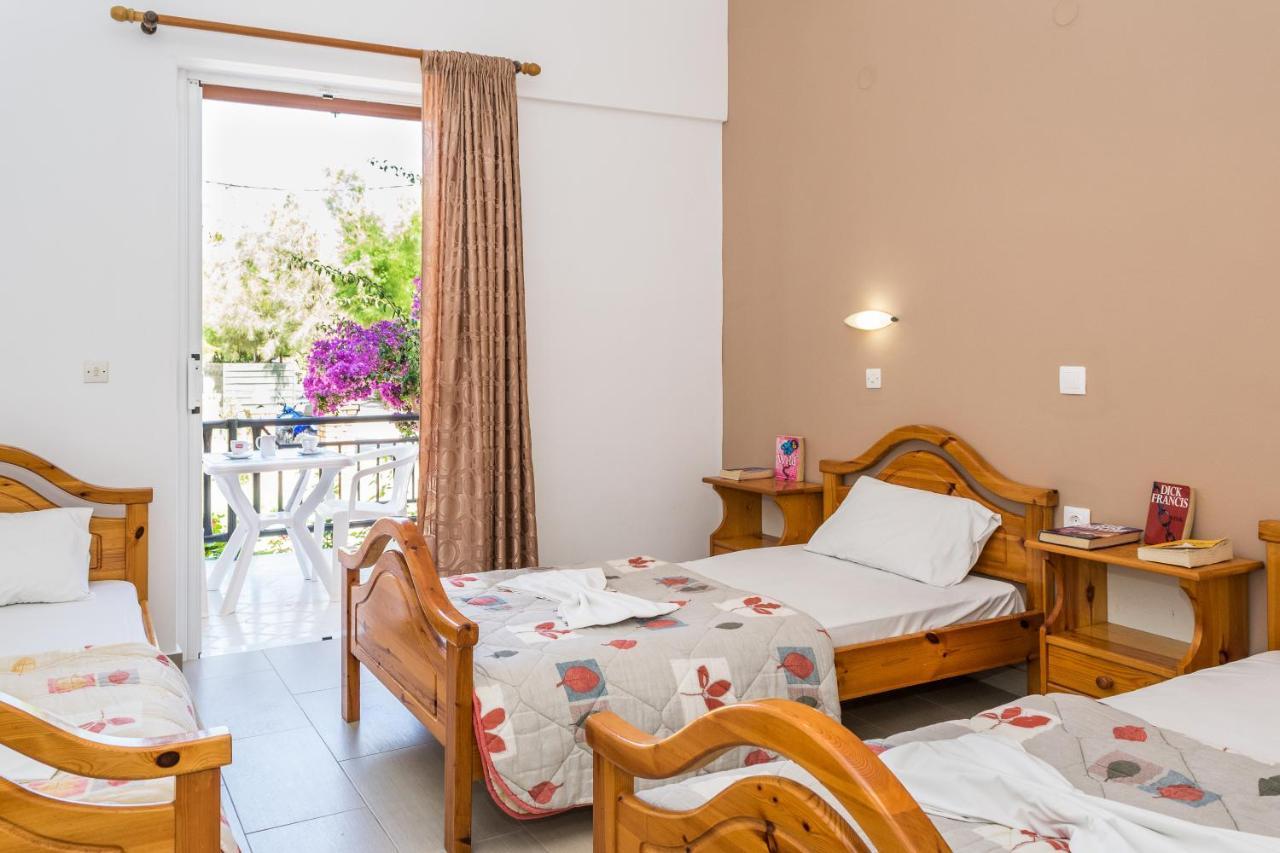 Costas Hotel Kalamákion المظهر الخارجي الصورة
